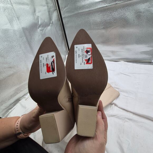 NEW Seychelles Begging You Pointed Toe Boot cream crocodile-embossed wmn SZ 6.5 - Picture 7 of 7